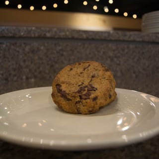 Chocolate Chip Cookie (2 cookies)